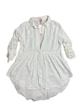 Solitaire White Eyelet Button-Front Tunic Top